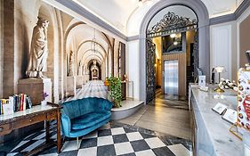 Martelli 6 Suite & Apartments